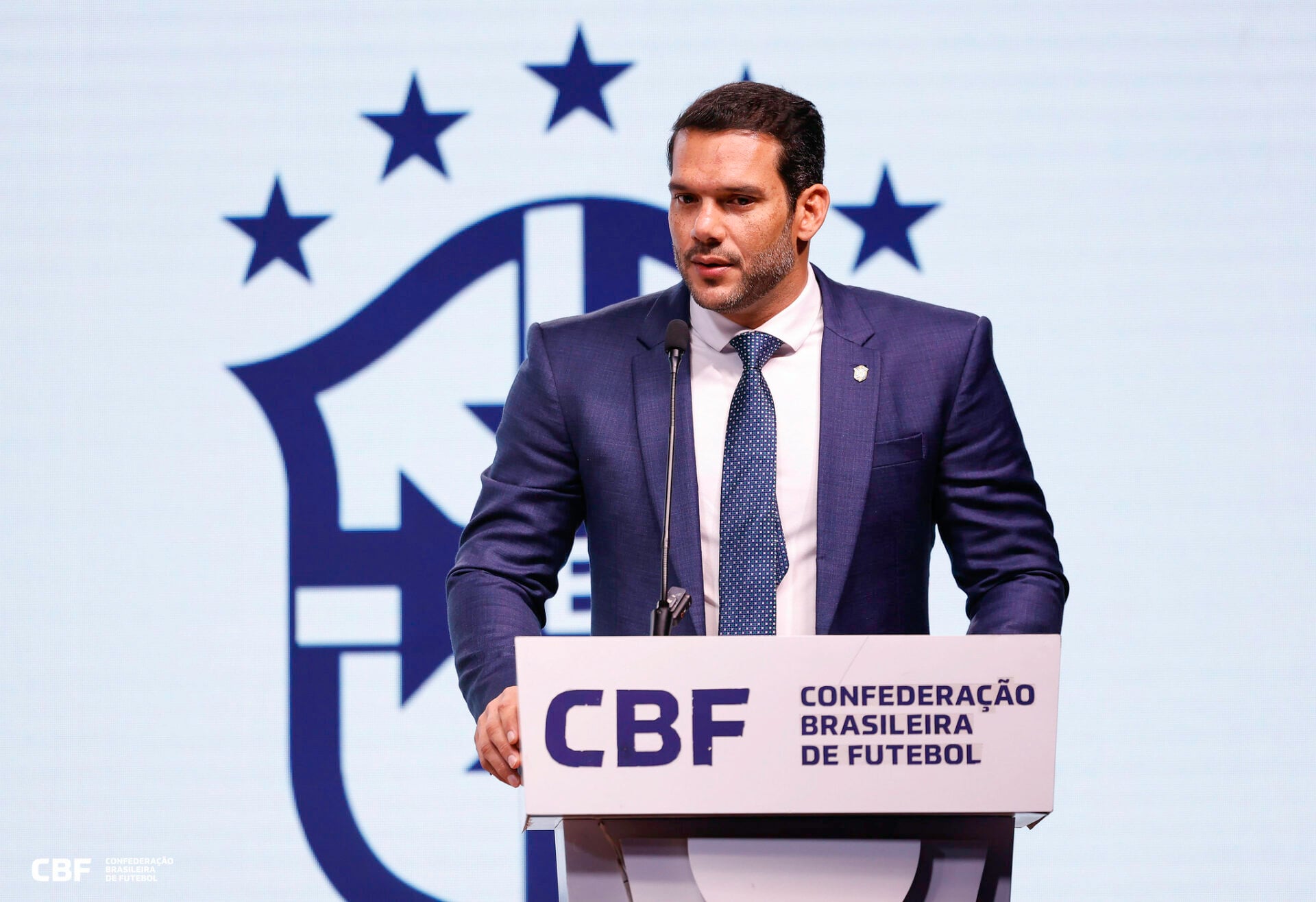 Fair Play Financeiro estreia no futebol brasileiro com regras duras para clubes em 2026