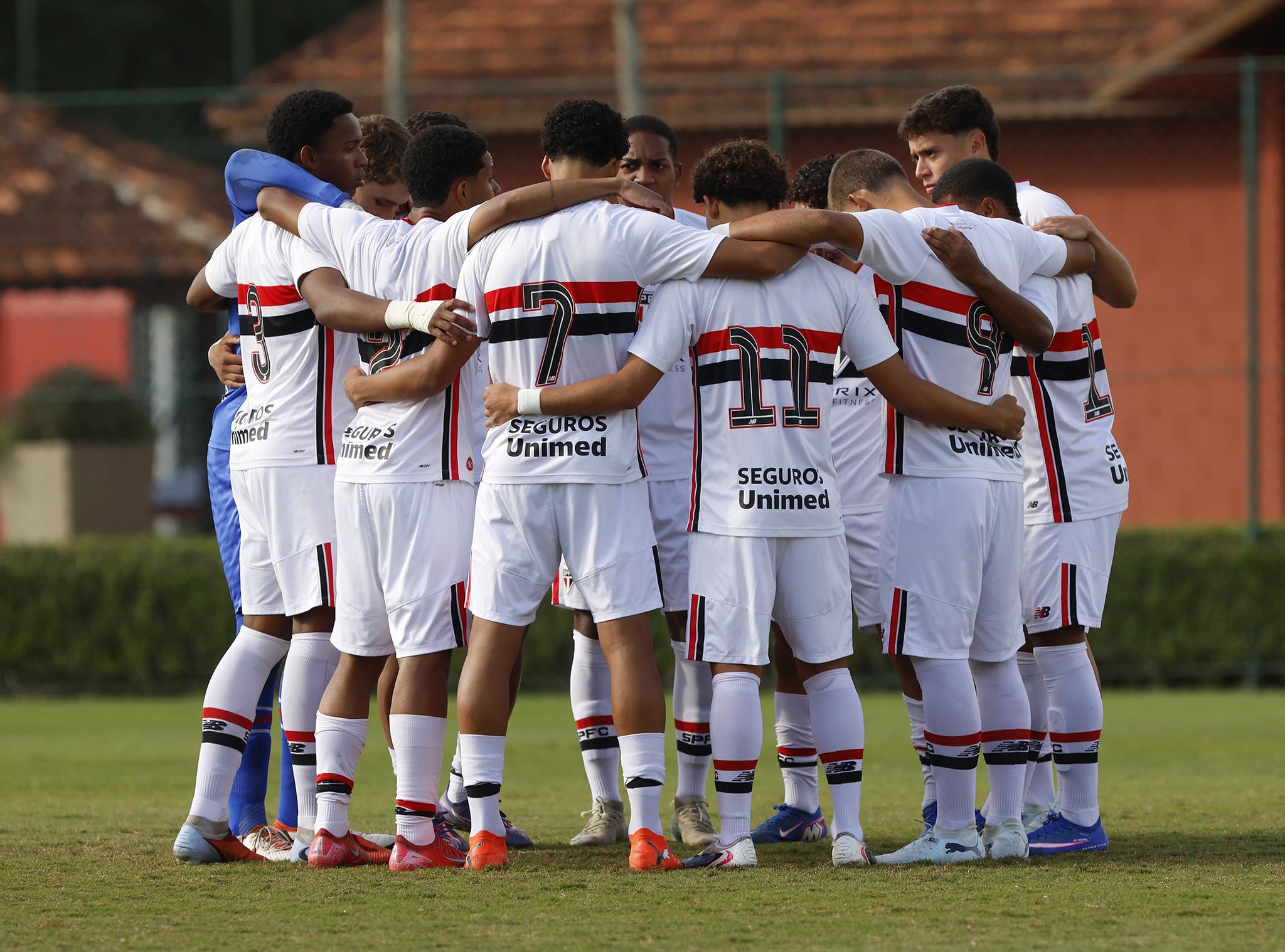 Cruzeiro e São Paulo se enfrentam na Toca da Raposa pela sexta rodada do Brasileirão Sub-17