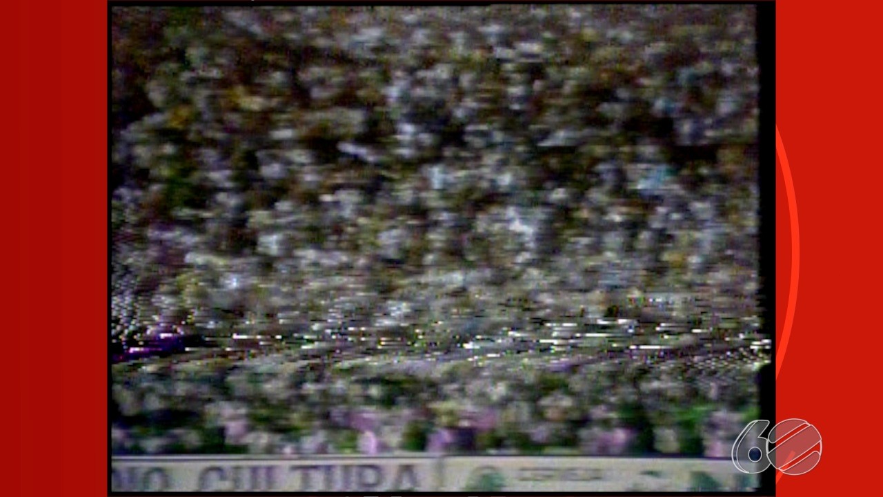 O Dia em que um OVNI Parou o Jogo entre Operário-MS e Vasco em 1982