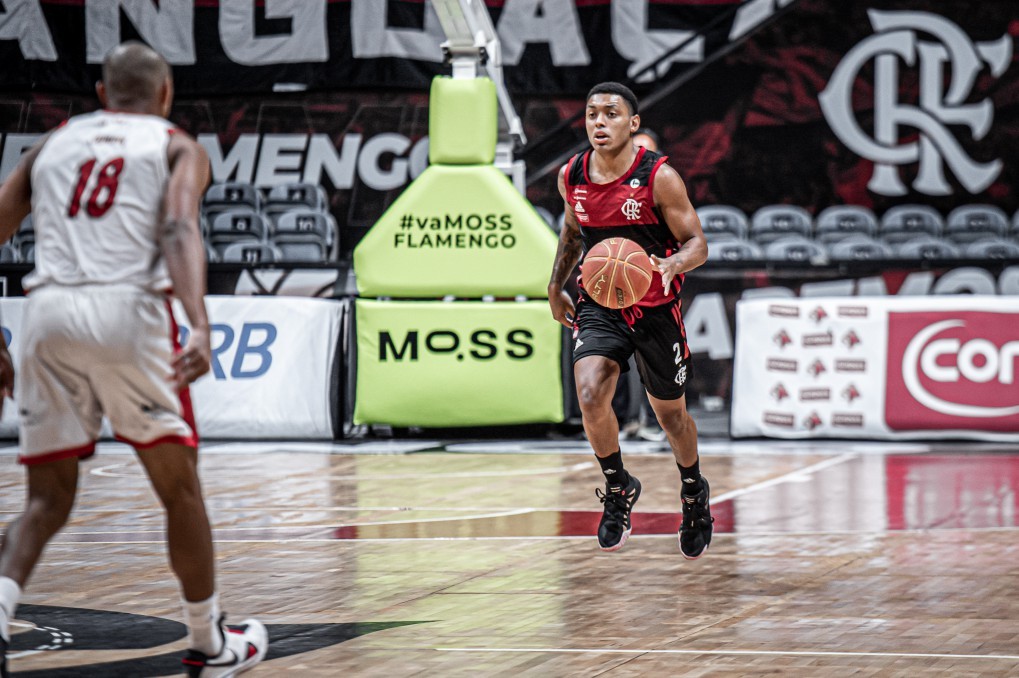 Yago Mateus retorna ao Flamengo e promete agitar o basquete rubro-negro até 2028
