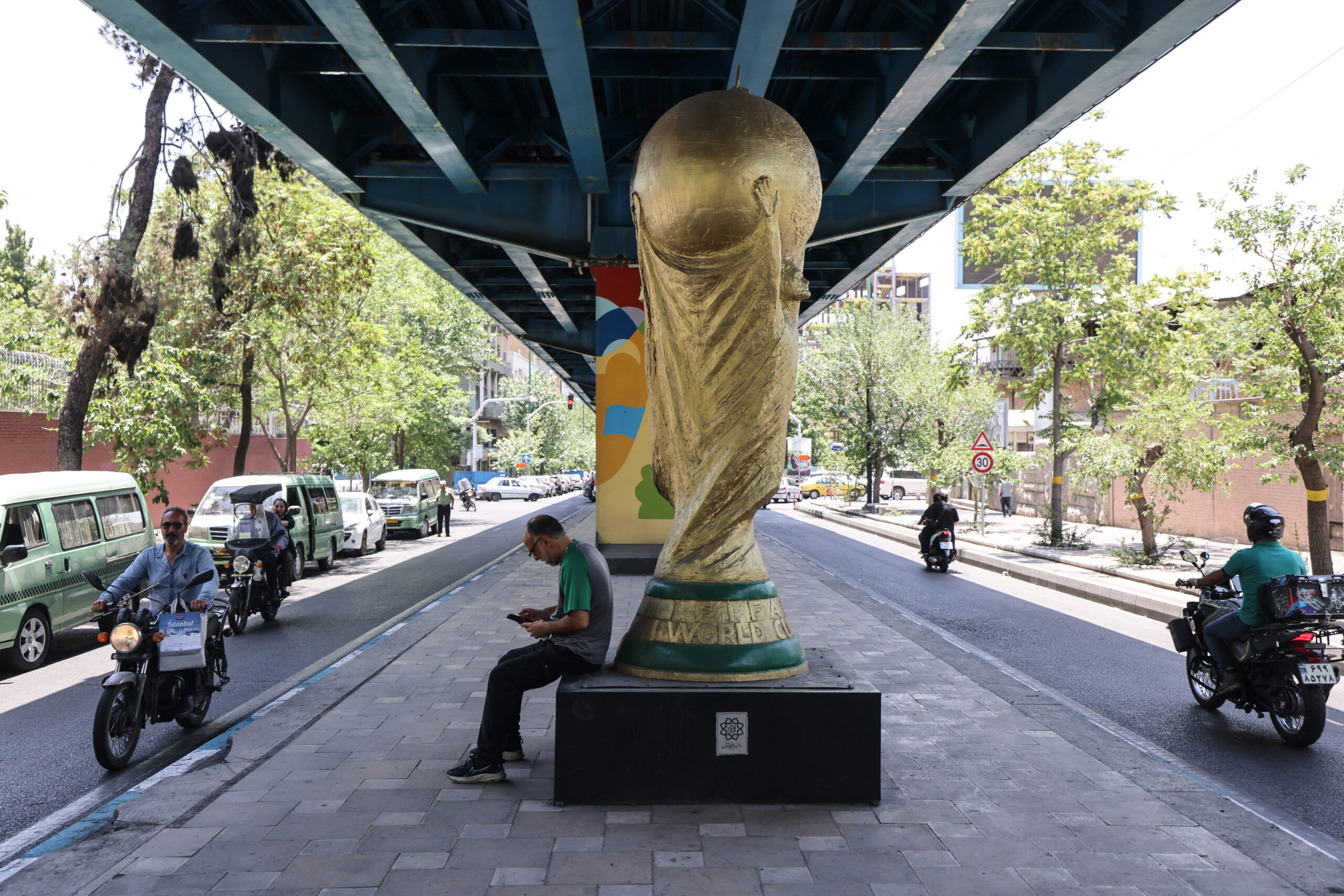 Prévia da Copa do Mundo 2026: Seleções se Preparam Entre Polêmicas e Expectativas