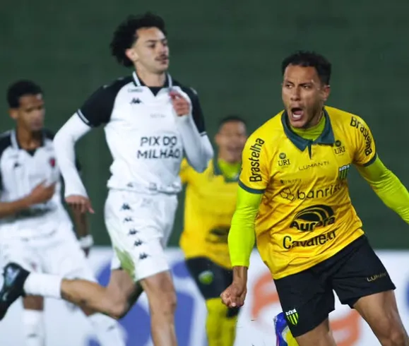 Ypiranga e Botafogo-PB empatam em duelo tenso pela Série C com frio na Serra Gaúcha