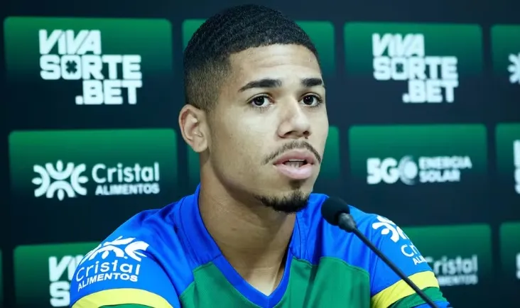 Grêmio avança por Diego Caito e mira reforço urgente na defesa para 2026