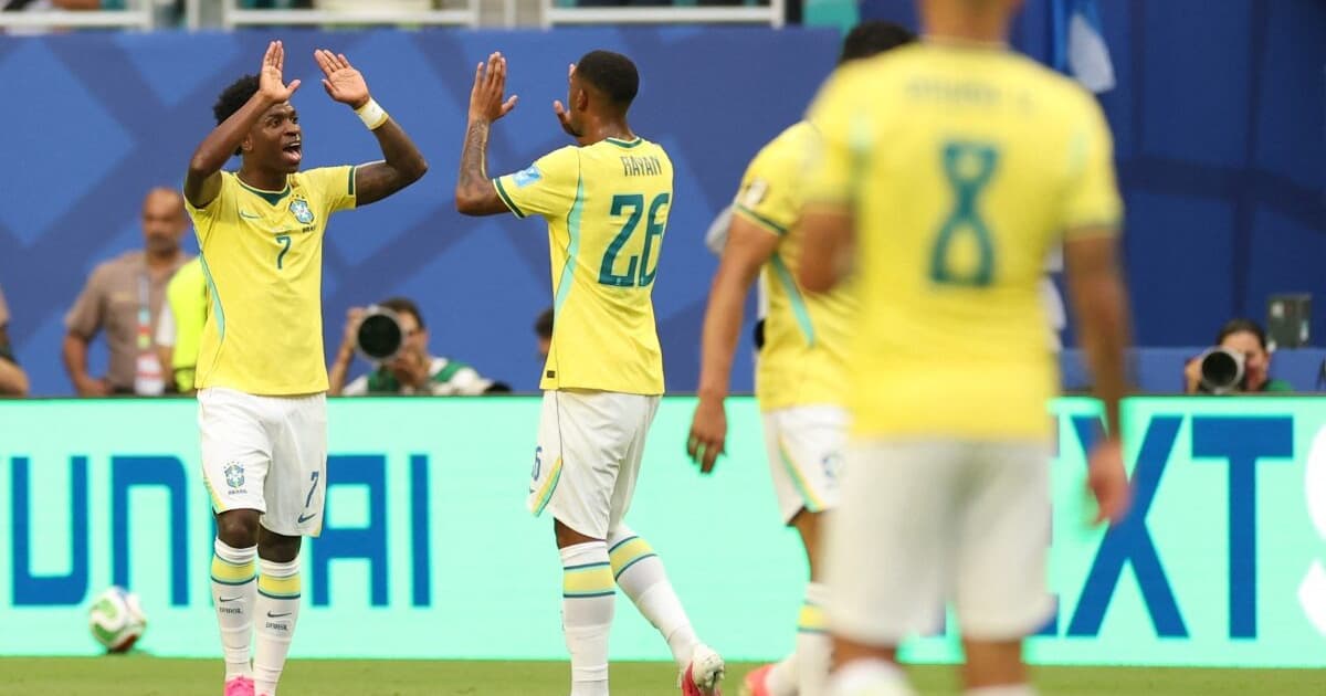Brasil abre vantagem contra a Escócia em jogo decisivo na Copa do Mundo