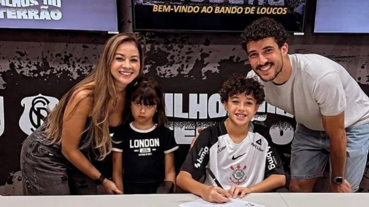 Bernardo Henrique brilha pelo Corinthians Sub-11 e emociona o pai Gustavo Henrique