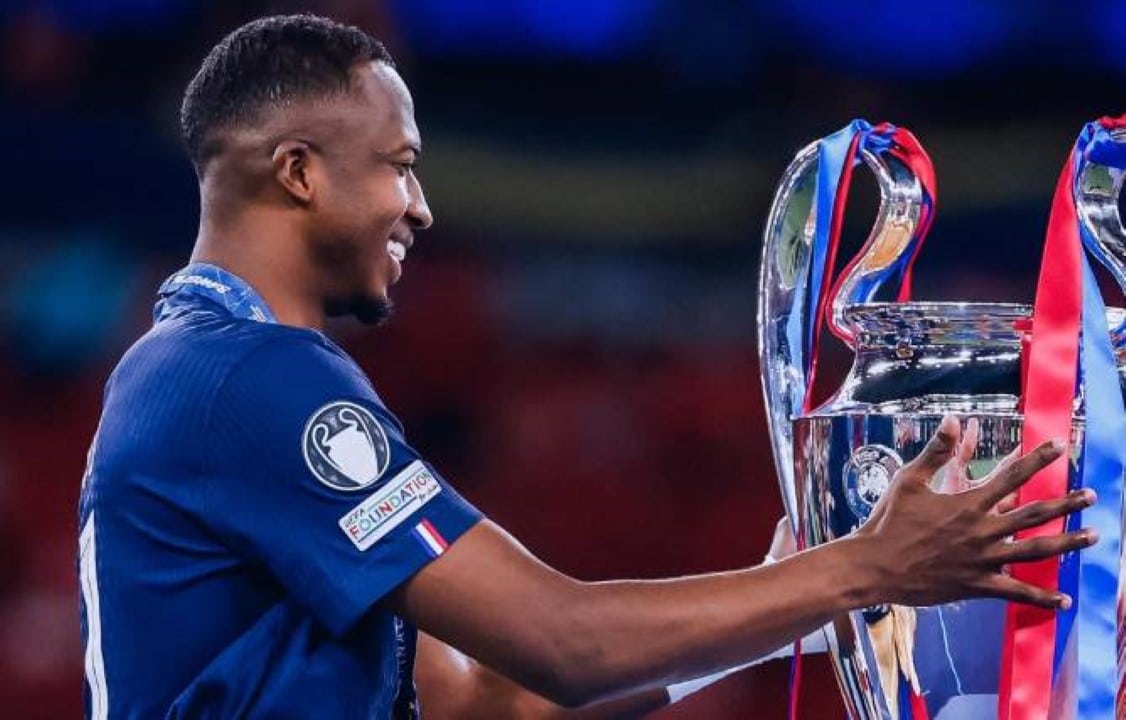 Willian Pacho se firma no PSG com bicampeonato da Champions e renovação próxima