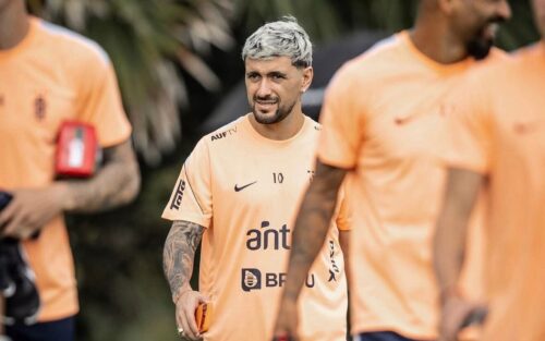 Arrascaeta segue fora da Copa do Mundo por lesão e preocupa Uruguai