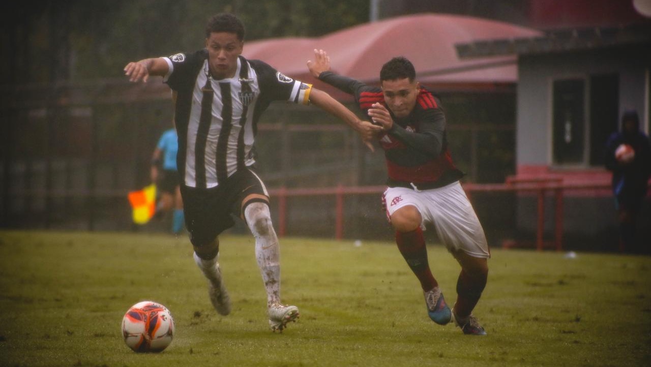 Atlético Sub-17 vence Flamengo e se destaca no Campeonato Brasileiro