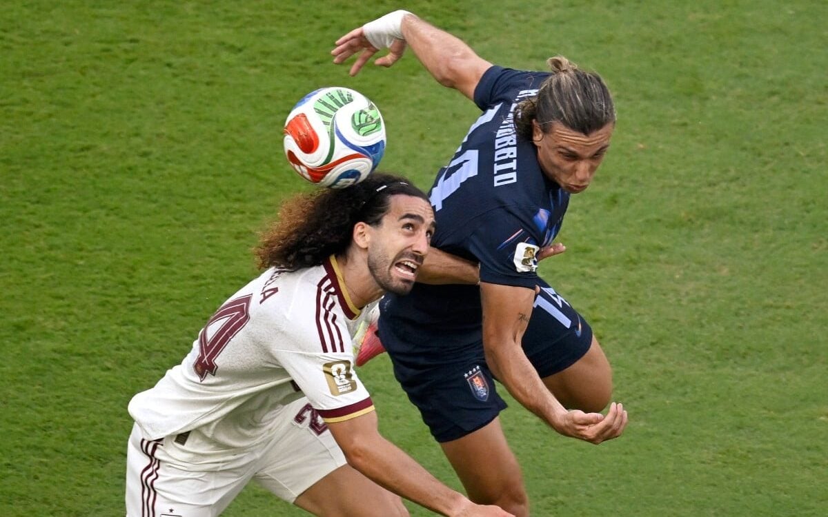 Canobbio é expulso nos minutos finais e Uruguai se despede da Copa do Mundo