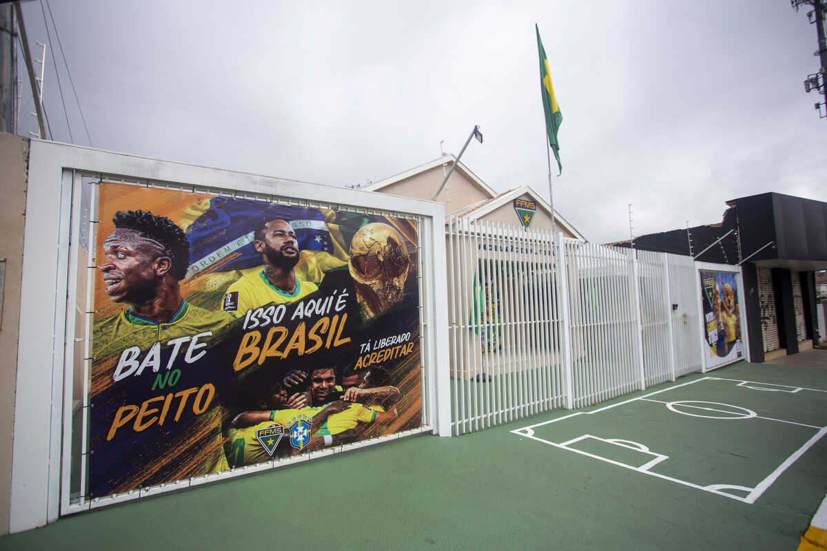 Núbia Sales: a rotina de quem enfrenta o trânsito para trabalhar no coração do futebol