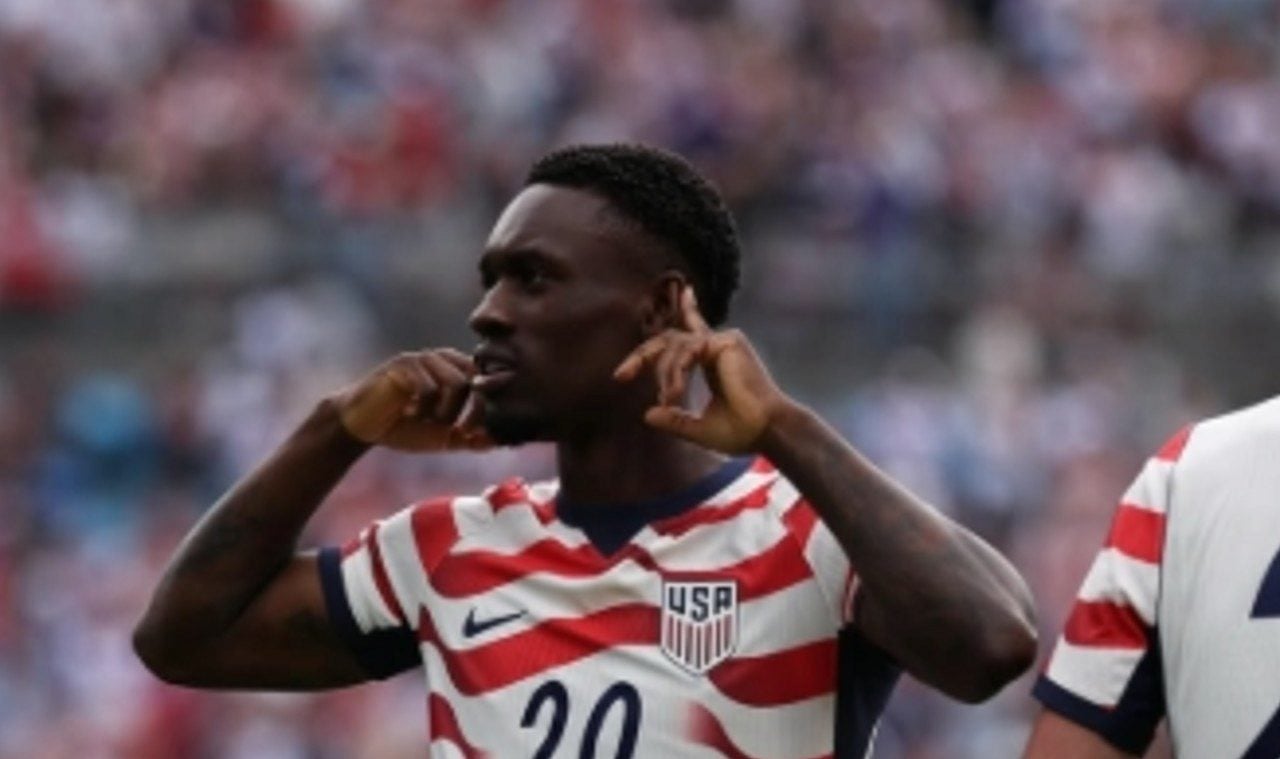 Estados Unidos fazem história com quatro gols em jogo da Copa do Mundo
