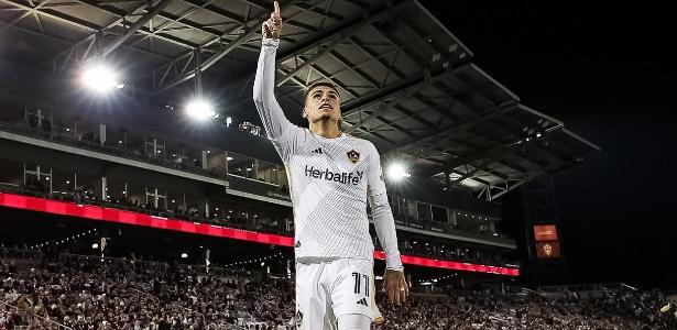 Bahia faz oferta oficial por Gabriel Pec e acirra disputa com Cruzeiro