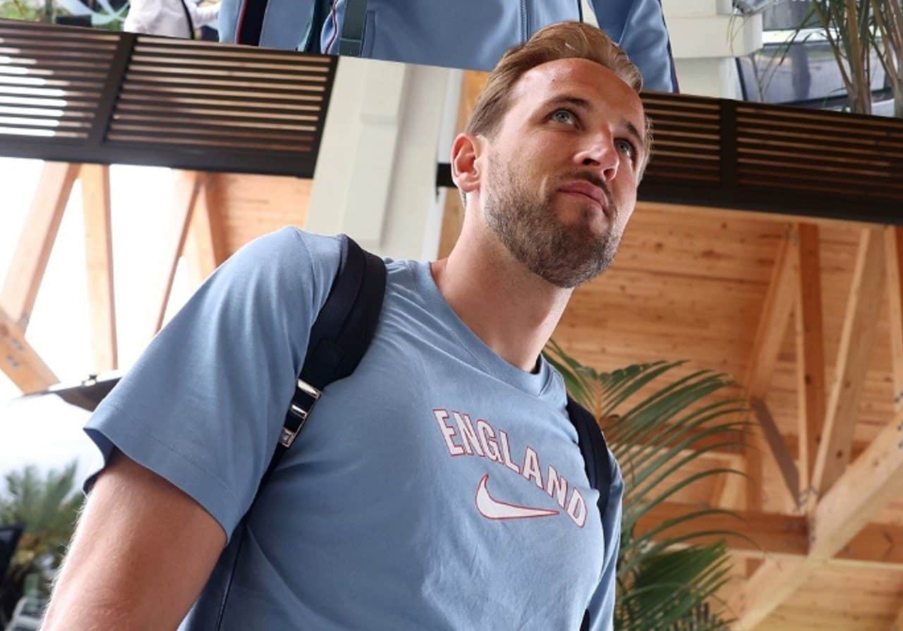 Harry Kane se coloca na briga pela Bola de Ouro após temporada brilhante no Bayern