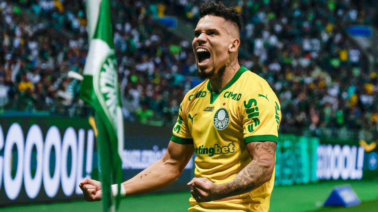 Paulinho acelera preparação para retorno triunfal ao futebol brasileiro após pausa da Copa