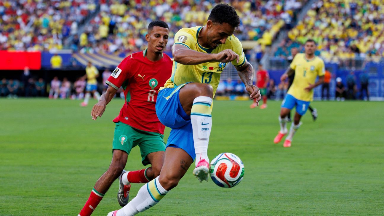 Danilo critica estreia do Brasil na Copa e destaca falhas na defesa
