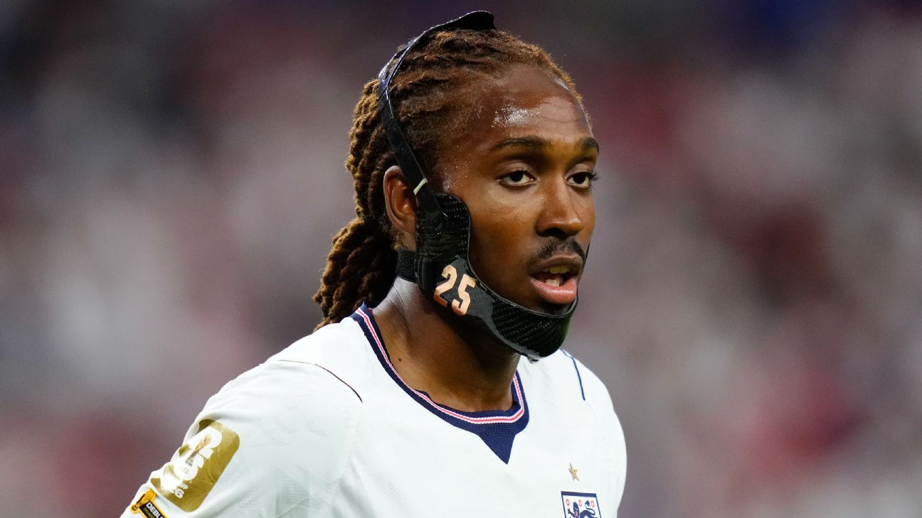Djed Spence entra em campo e protagoniza momento inusitado na vitória da Inglaterra na Copa do Mundo 2026