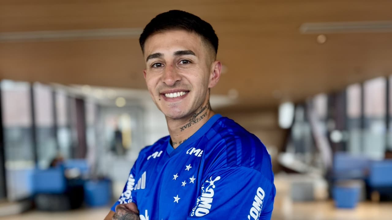 Gabriel Rojas é o novo lateral-esquerdo do Cruzeiro para 2026