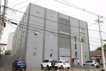 Atendente de Necrotério é Preso em Santos por Transferir R$ 7 Mil de Conta de Morto via Pix