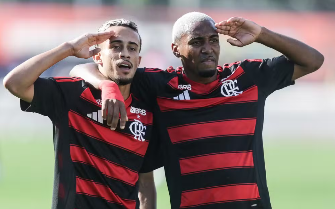 Lorran se aproxima do retorno ao Flamengo após passagem pela Itália