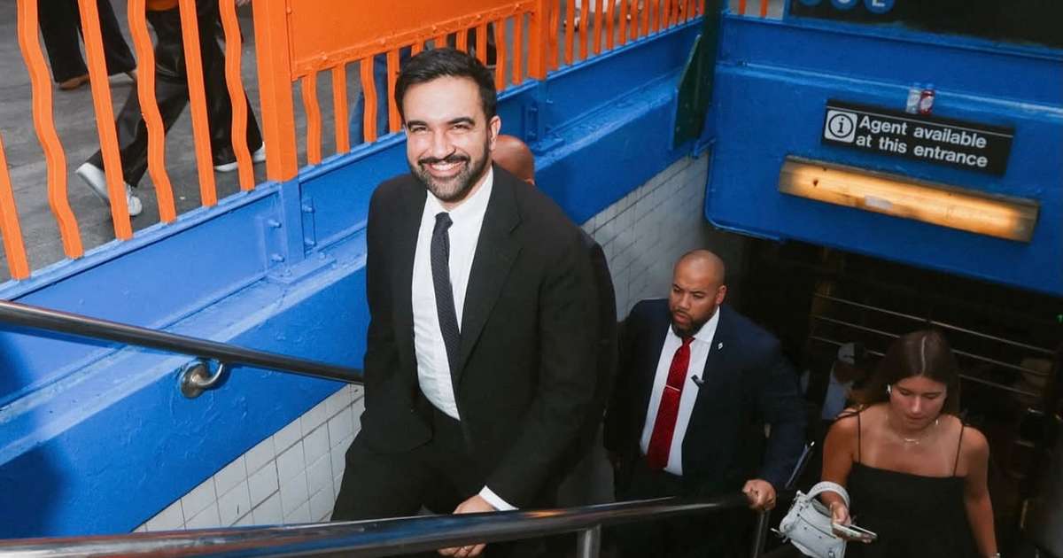 Prefeito de Nova York homenageia Sócrates antes da estreia do Brasil na Copa de 2026