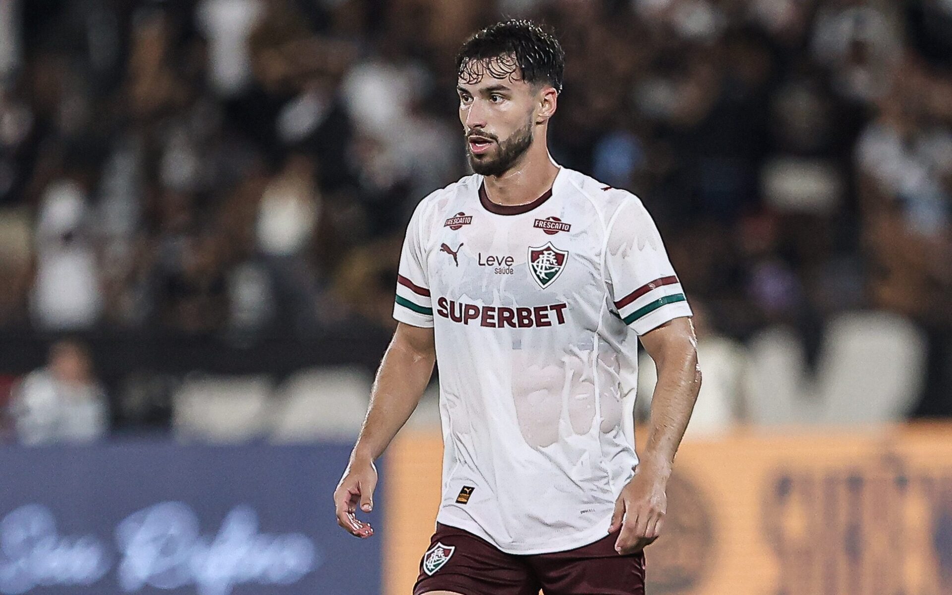 Torcida do Fluminense se divide sobre futuro dos principais jogadores após pausa da Copa