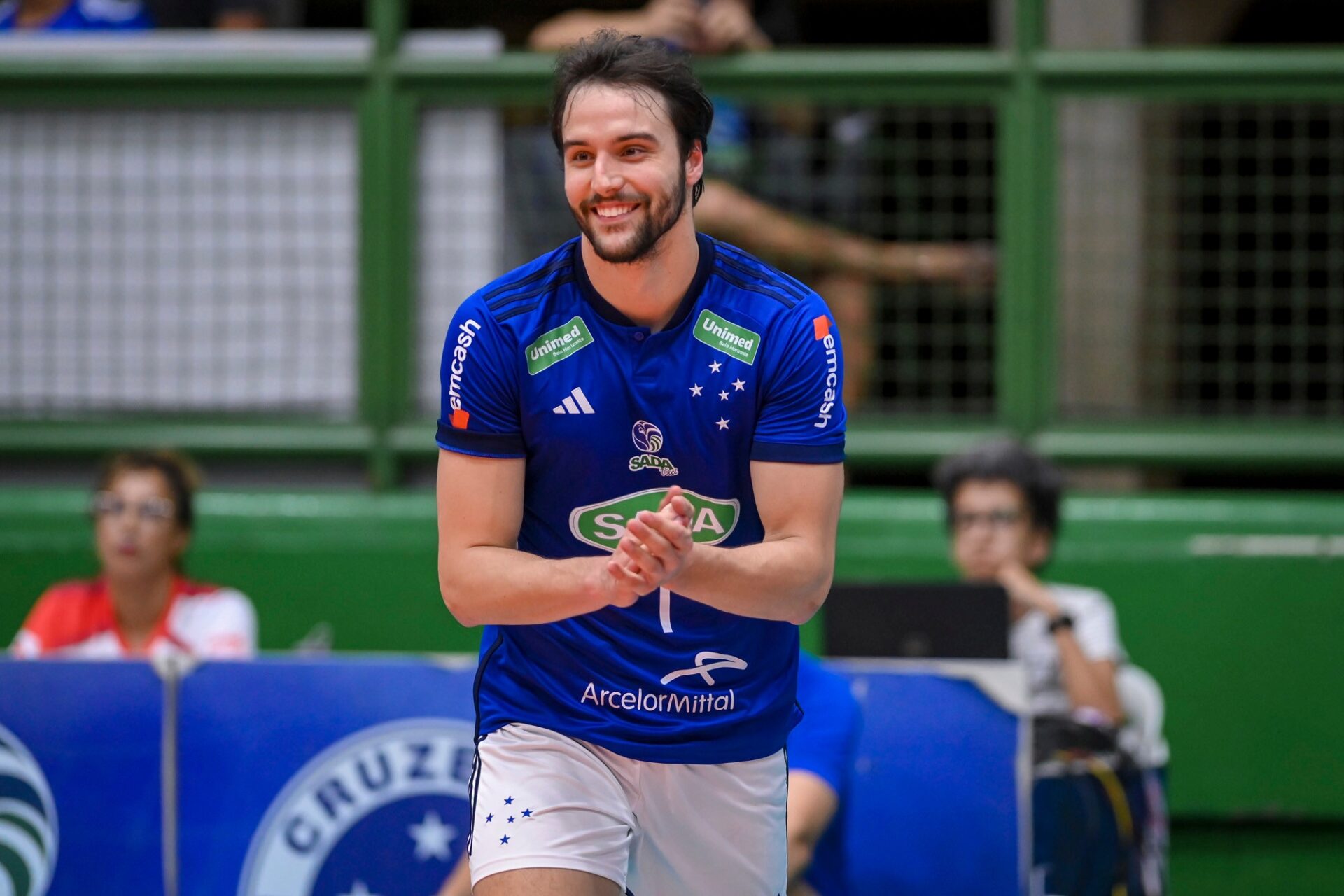 Welinton Oppenkoski renova com o Sada Cruzeiro para a temporada 2026/27
