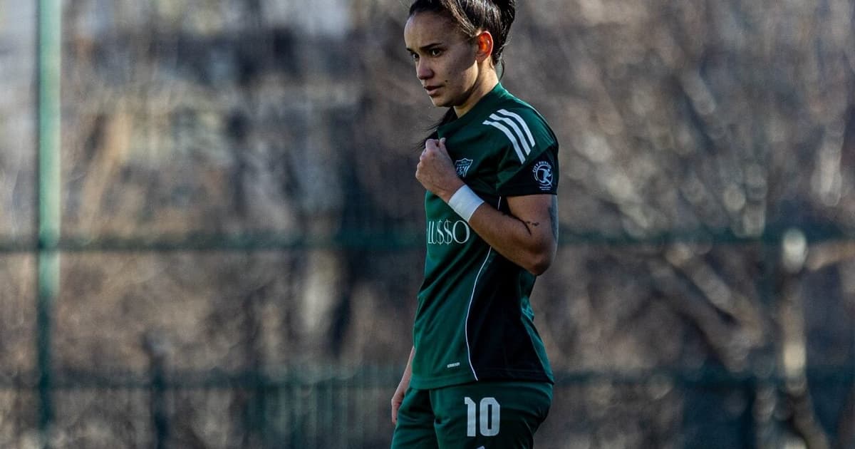 Thaissinha renasce no futebol feminino e conquista espaço entre as estrelas do Brasil