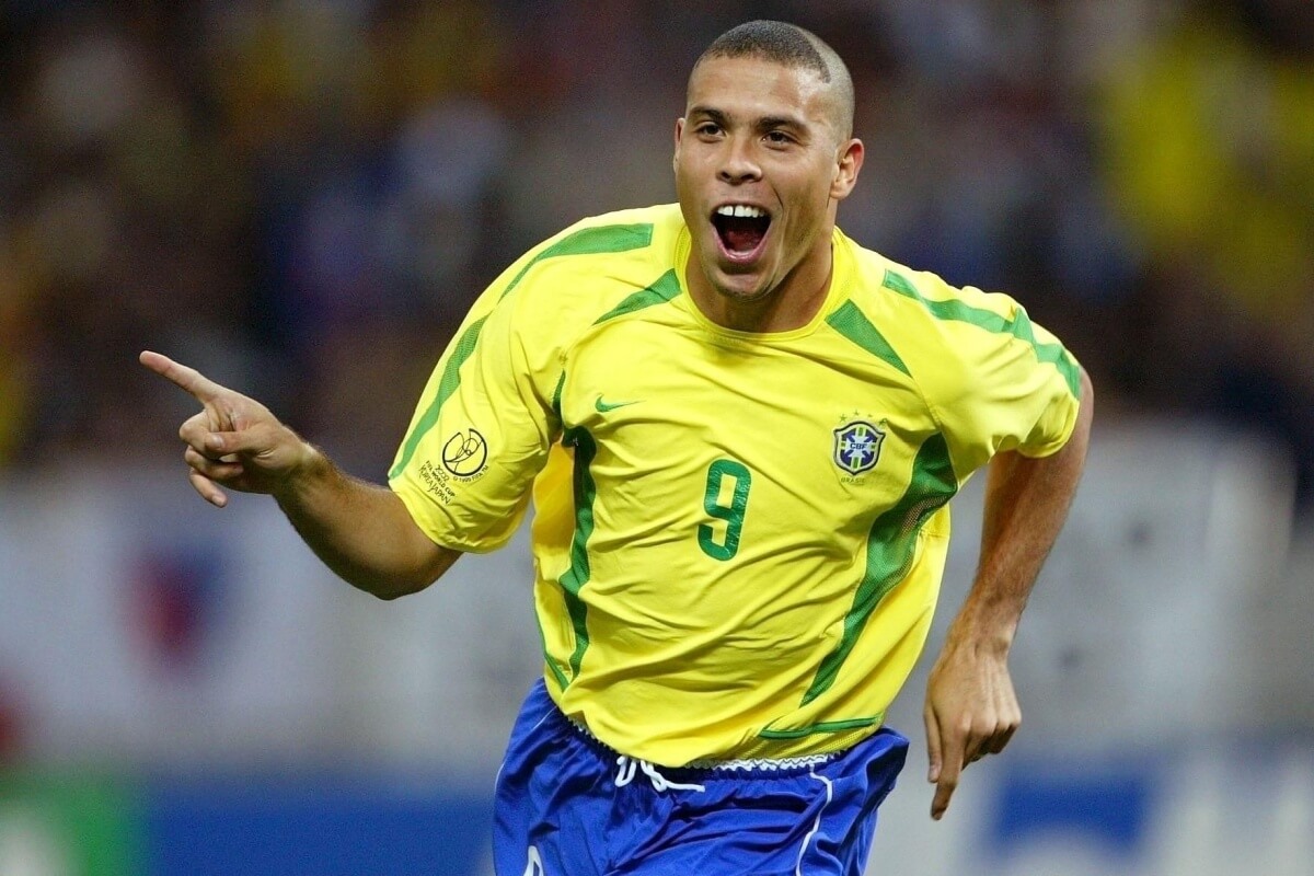 5 Documentários Imperdíveis que Revelam os Bastidores dos Craques do Futebol