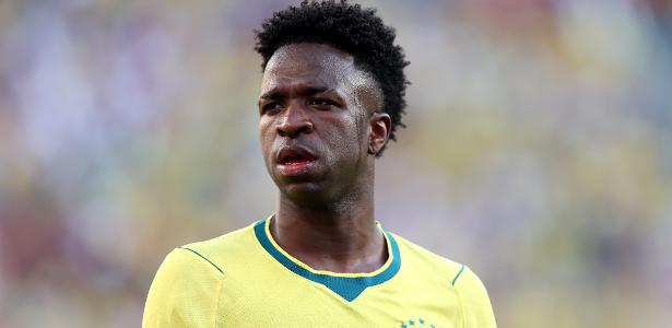 Torcedor do Atlético de Madri é preso por ofensas racistas contra Vinícius Jr. antes de jogo da Champions