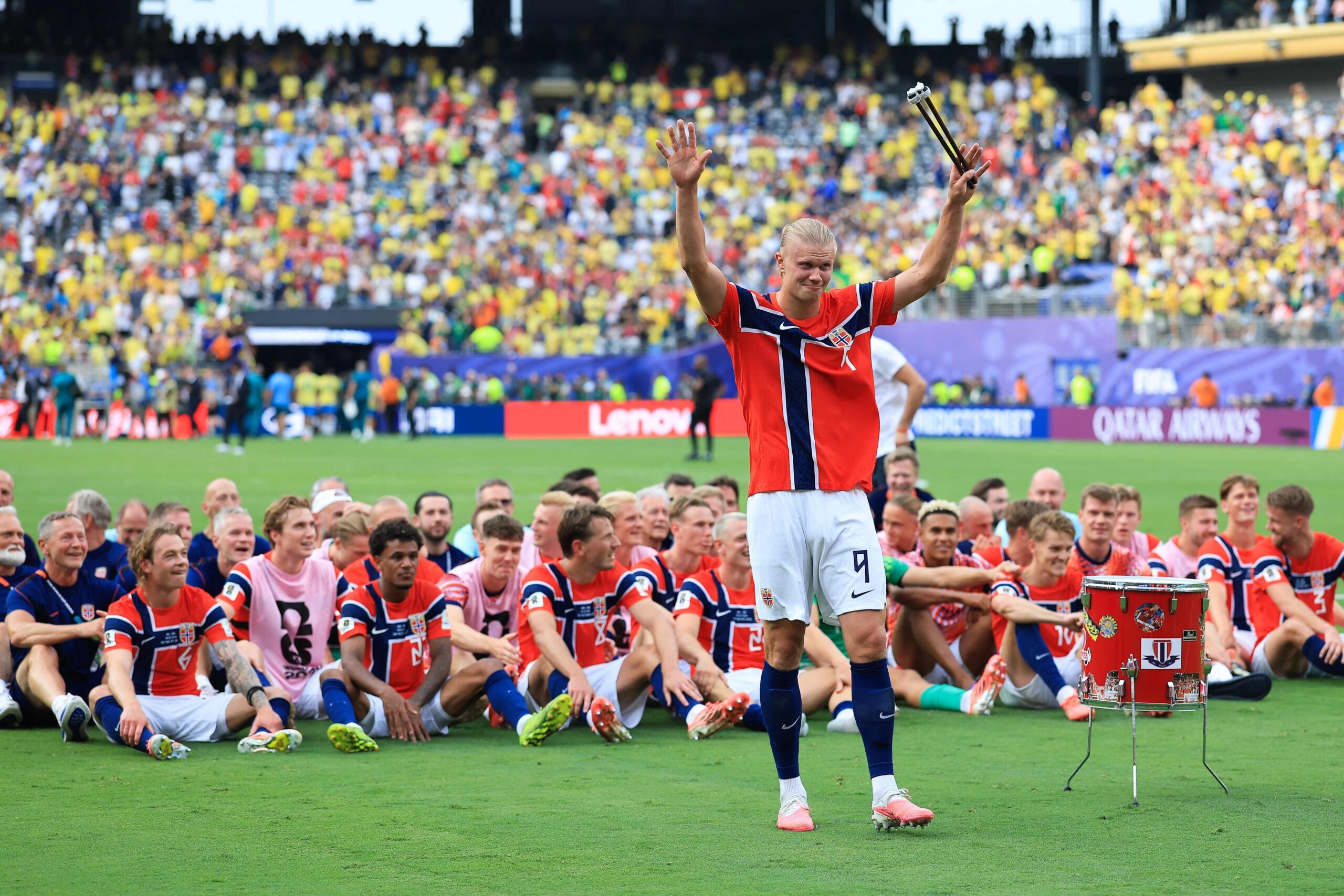 Erling Haaland brilha e leva Noruega às quartas da Copa do Mundo com goleada sobre o Brasil