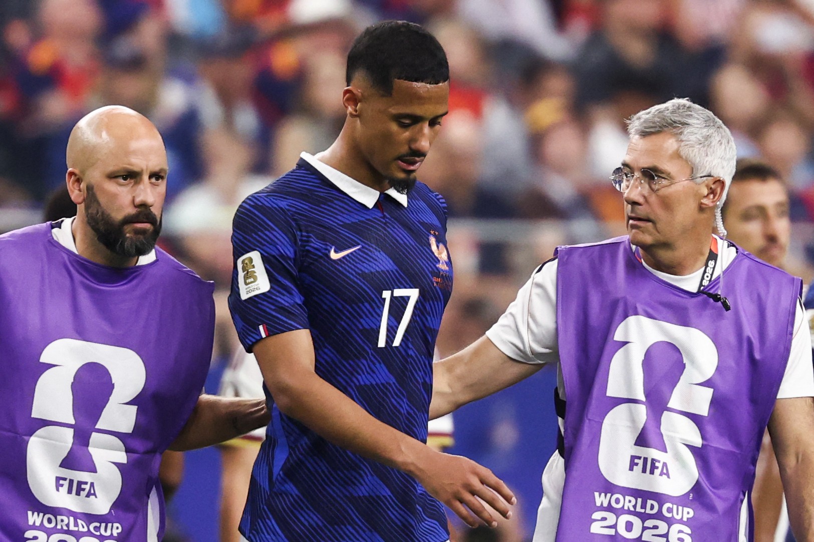 William Saliba revela que atuou na Copa do Mundo de 2026 com fratura nas costas
