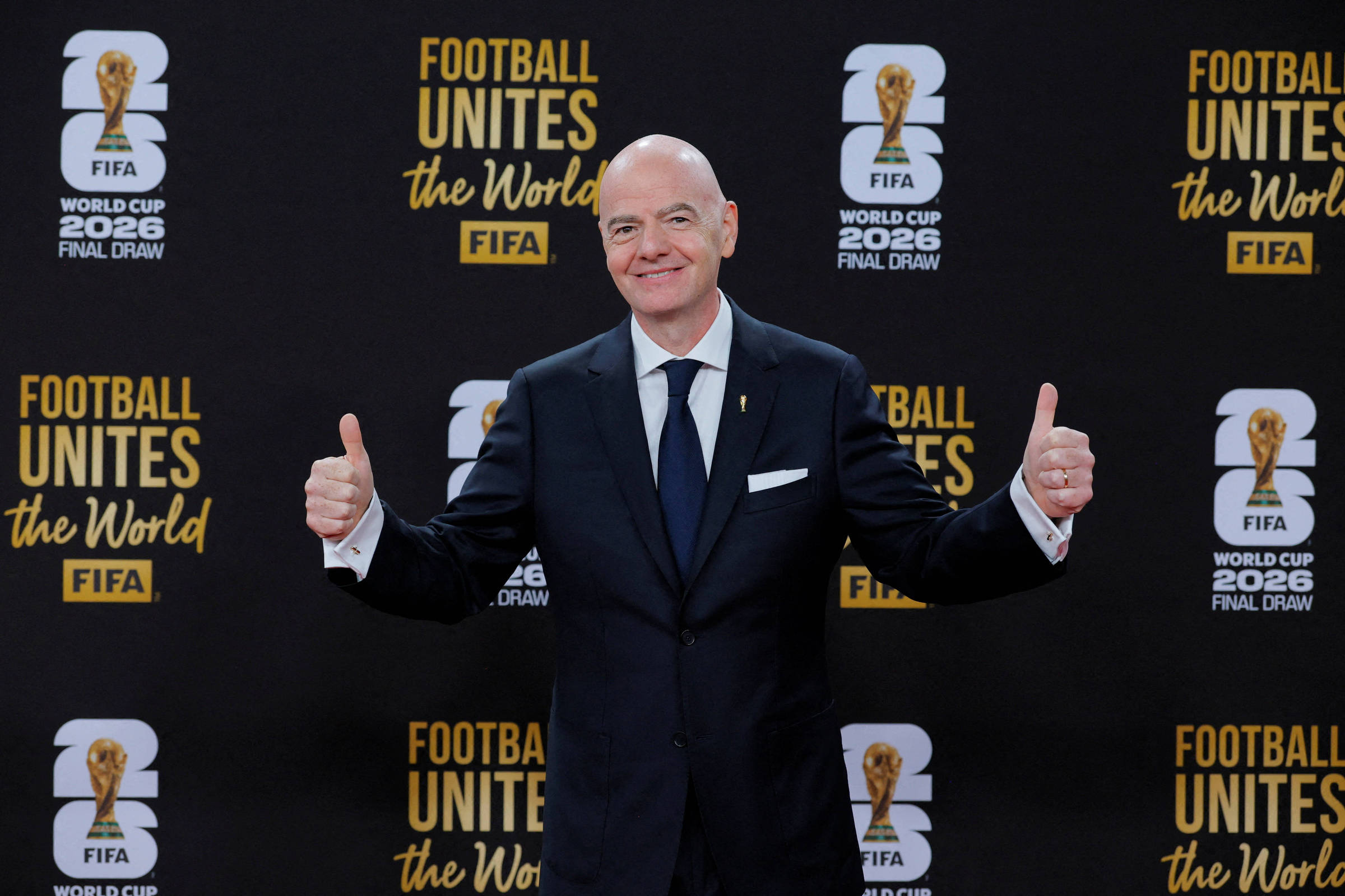 Fifa enfrenta críticas fortes após proposta de atrair investidores privados