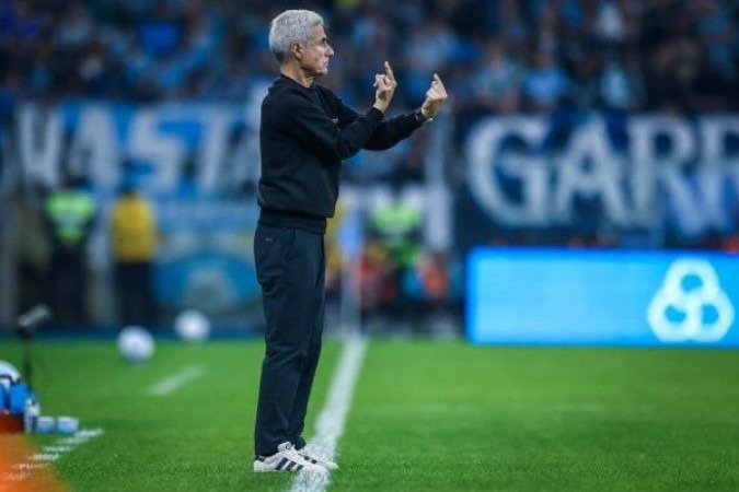 Luís Castro elogia Grêmio após empate com Fluminense e destaca pontos positivos – imagem do artigo