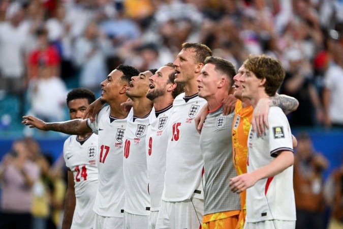 Inglaterra enfrenta dilema: domina o jogo, mas tropeça na hora da decisão