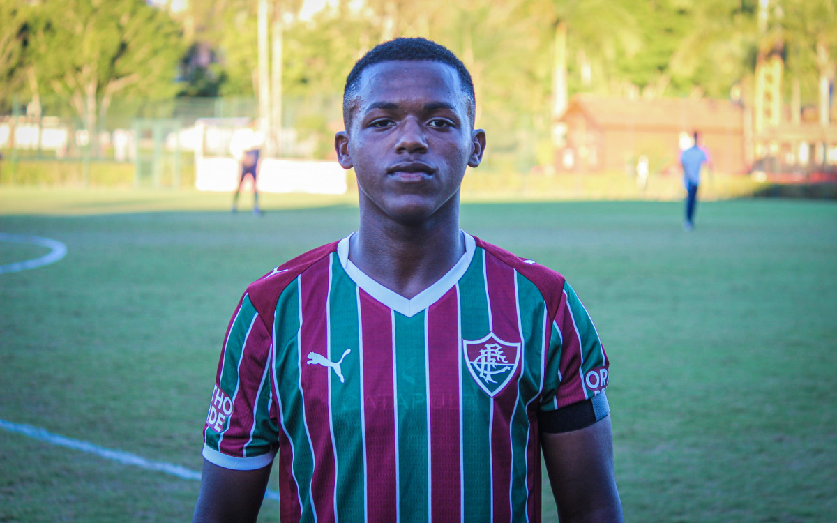 Jean Carlos renova com o Fluminense até 2029 e reforça aposta em Xerém – imagem do artigo