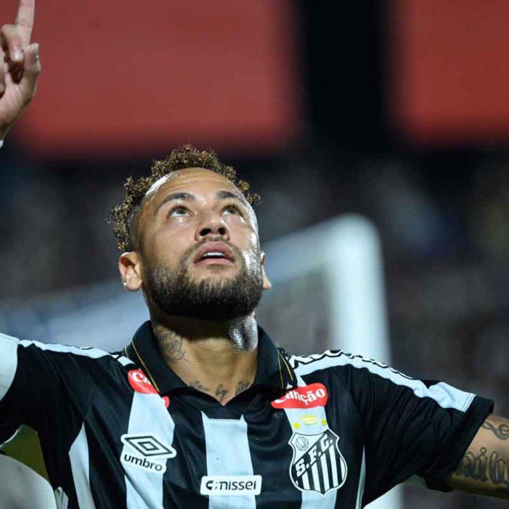 Neymar segue no centro das atenções mesmo longe do auge: entenda o fenômeno