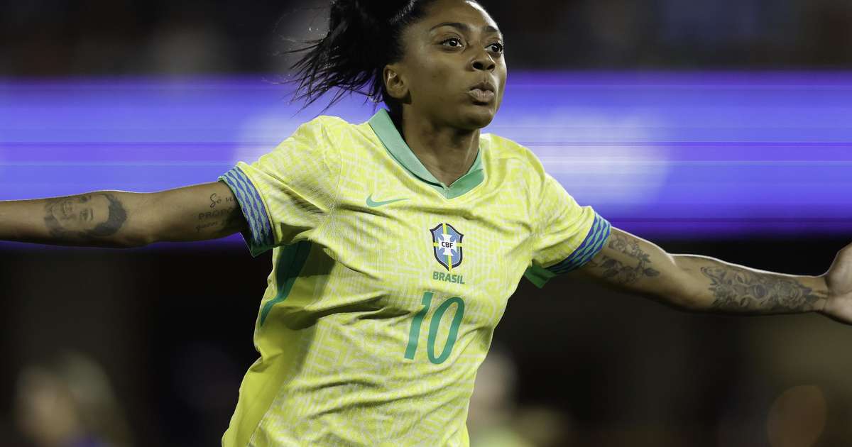 Kerolin faz história com transferência recorde do futebol feminino brasileiro