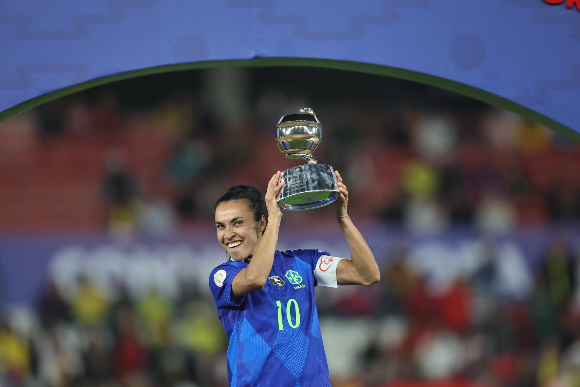 Alice Carvalho celebra papel como Marta em filme que estreia em 2027