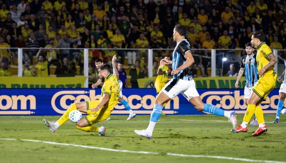Futebol em alta: confira os destaques dos jogos pelo Brasil nesta sexta-feira