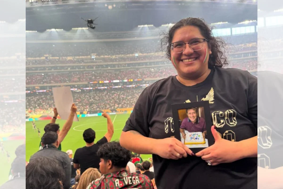 Jovem americana realiza sonho no futebol após promessa feita ao pai falecido