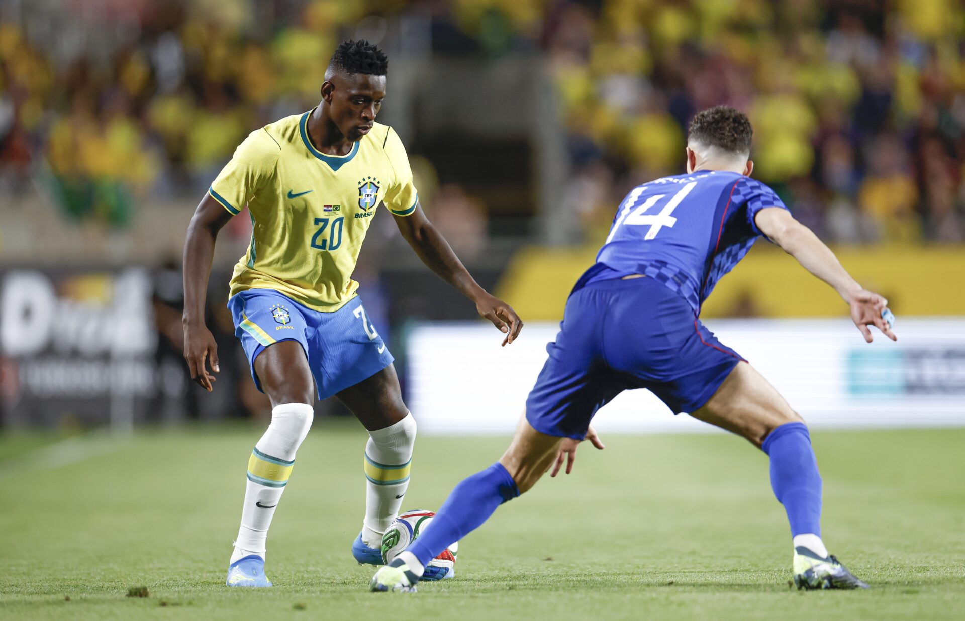 Flamengo intensifica negociações para contratar Luiz Henrique junto ao Zenit