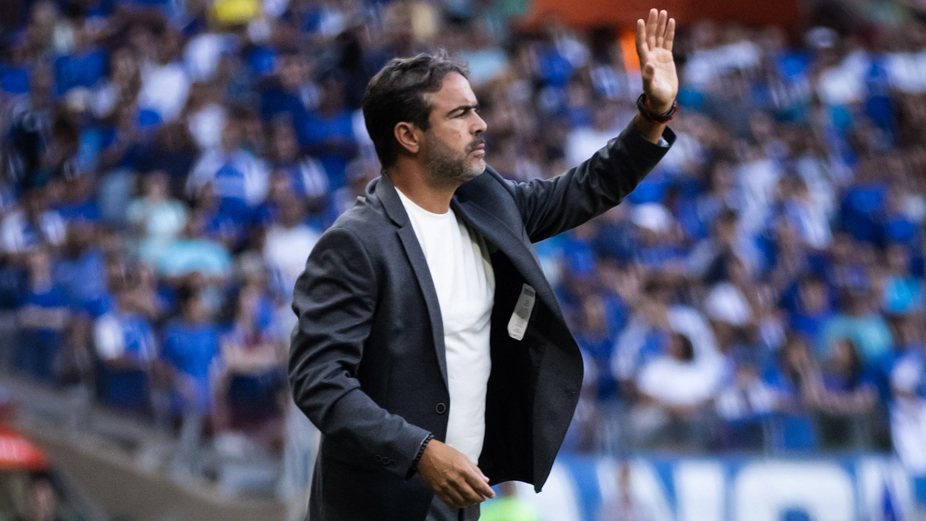 Cruzeiro mira reforços para retomar caminho das vitórias na temporada 2026