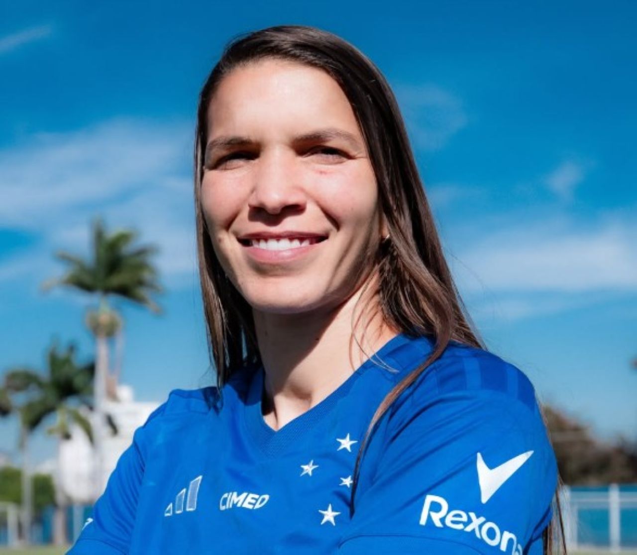 Yenifer Giménez chega ao Cruzeiro Feminino para fortalecer a defesa celeste