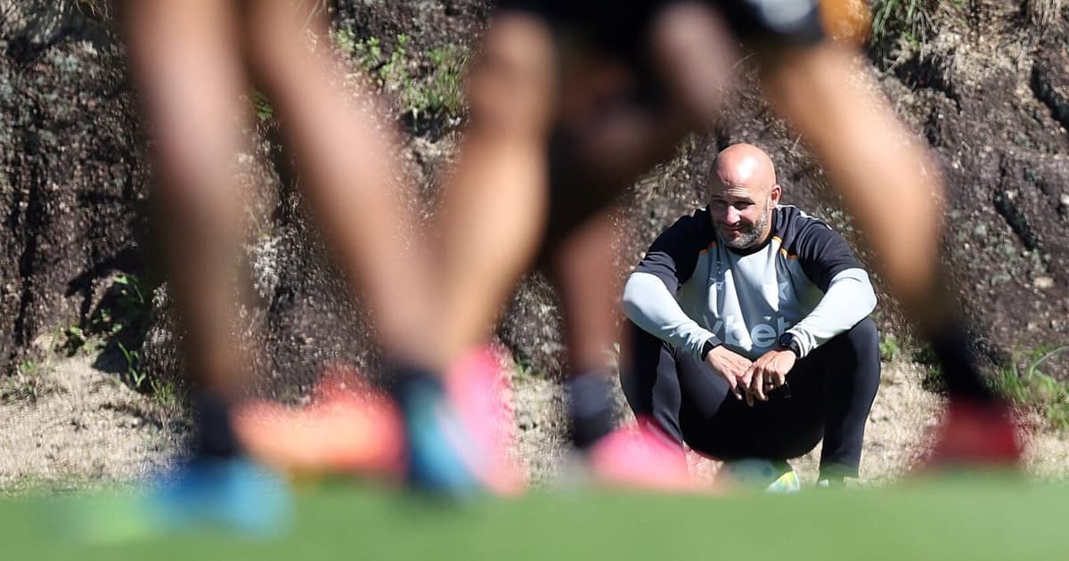 Botafogo retoma a luta no Brasileirão contra o Santos no Nilton Santos