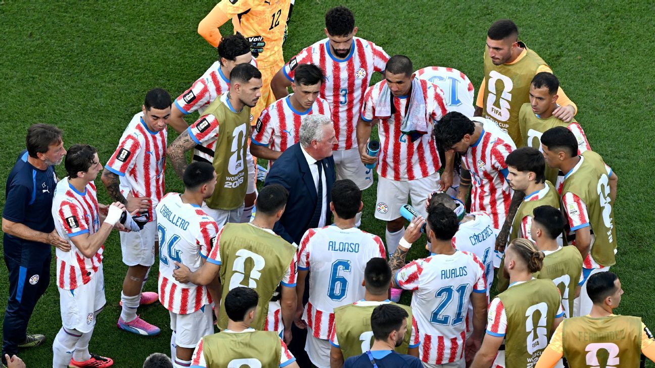 Gustavo Alfaro destaca entrega do Paraguai após eliminação para a França na Copa