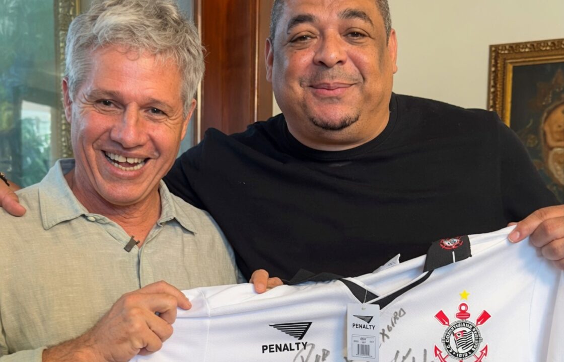 Vampeta reforça apoio a Paulo Teixeira na corrida por vaga em São Paulo