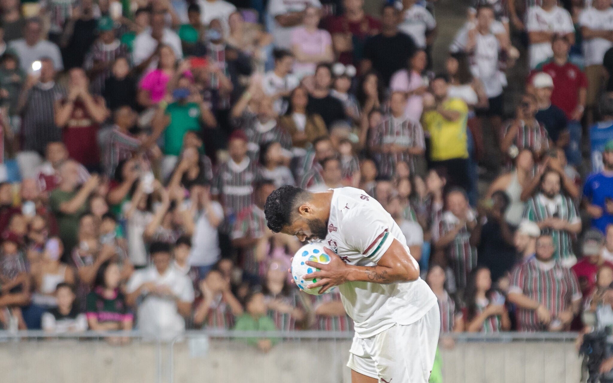 Fluminense abre check-in para sócios rumo ao duelo contra o Bahia no Maracanã