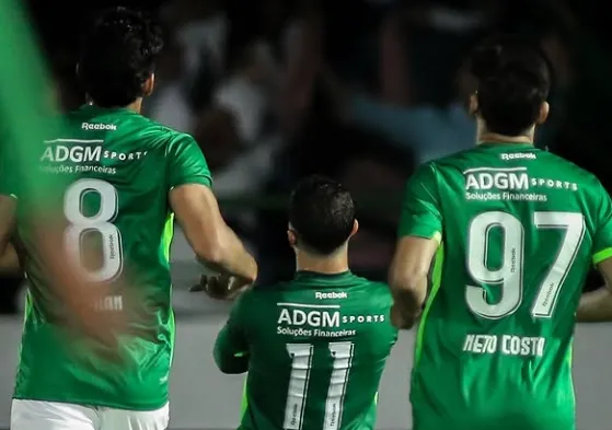 Futebol Brasileiro Agita Segunda-Feira com Jogos e Resultados Atualizados