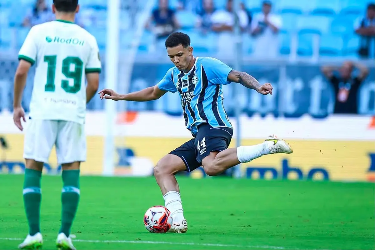 Viery Fernandes se despede do Grêmio e embarca para a Fiorentina em 2026