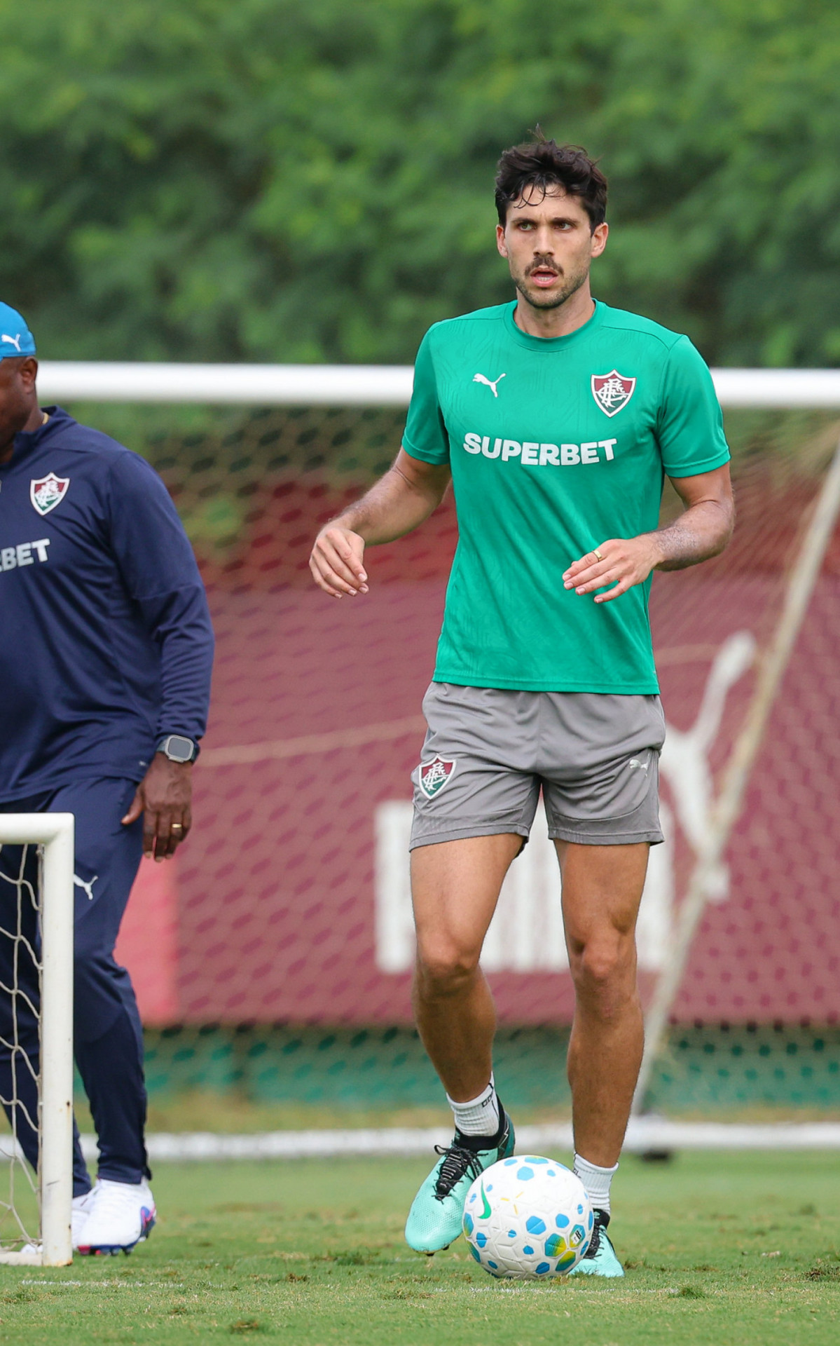 Igor Rabello passará por cirurgia no ombro e preocupa torcida do Fluminense
